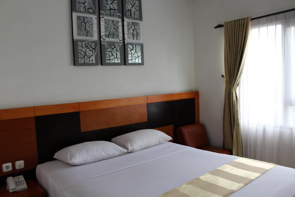 Hotel Grand Karawang Indah المظهر الخارجي الصورة